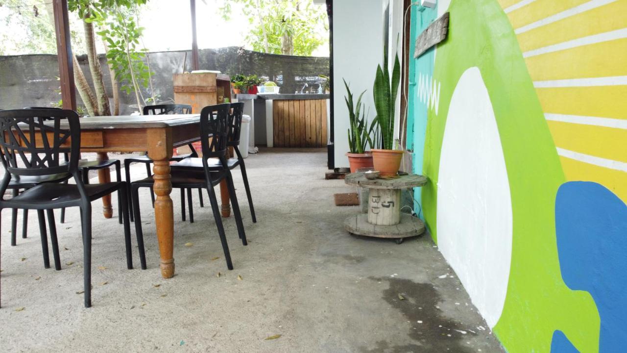 Acuarela Hostal Плая Бланка Екстериор снимка