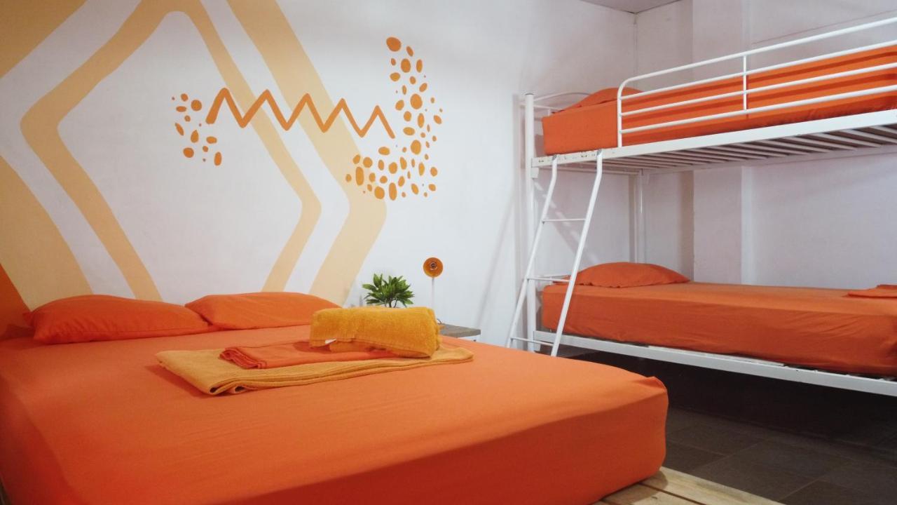 Acuarela Hostal Плая Бланка Екстериор снимка